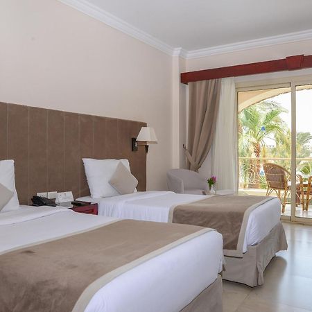 Brayka Bay Reef Resort อาบูดาบับ ภายนอก รูปภาพ