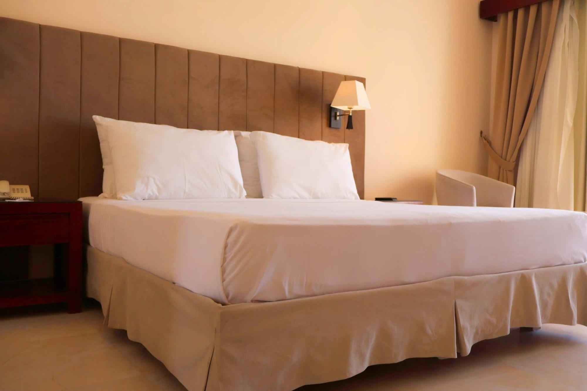 Brayka Bay Reef Resort อาบูดาบับ ภายนอก รูปภาพ